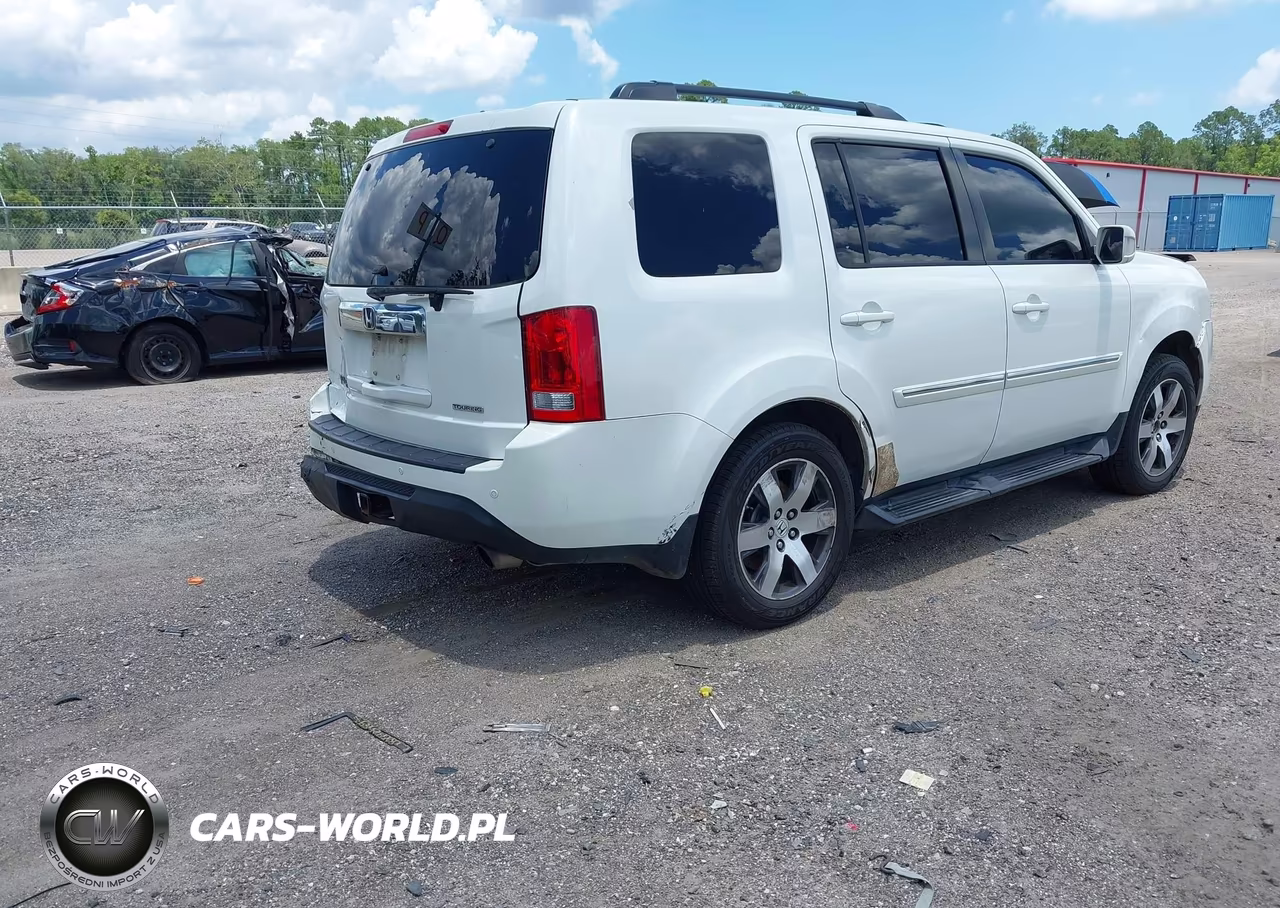 2013 Honda Pilot Touring VIN:5FNYF3H96DB004129 - 4