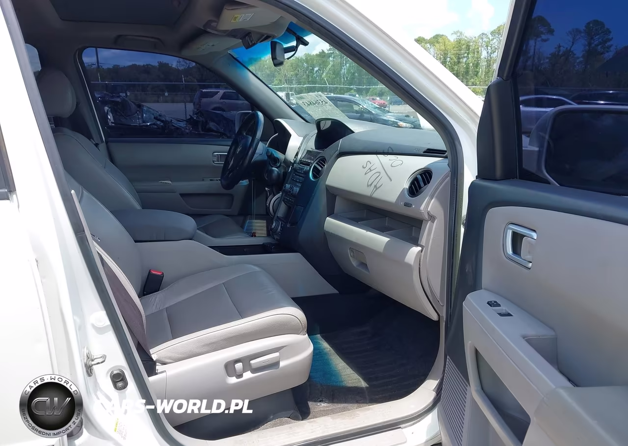 2013 Honda Pilot Touring VIN:5FNYF3H96DB004129 - 5