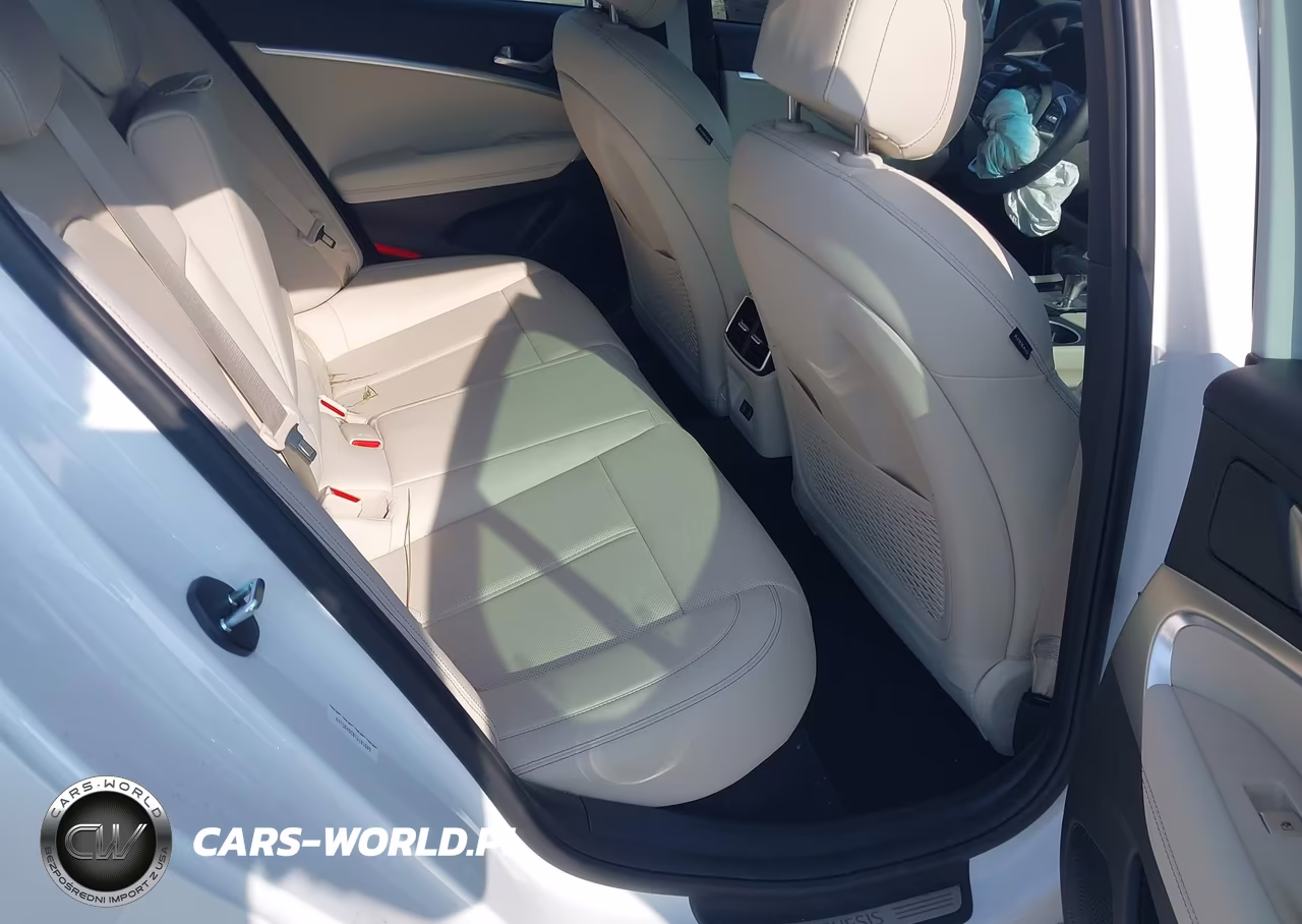 2026 Genesis G70 2.5T Awd VIN:KMTG64SC8TU161609 - 8