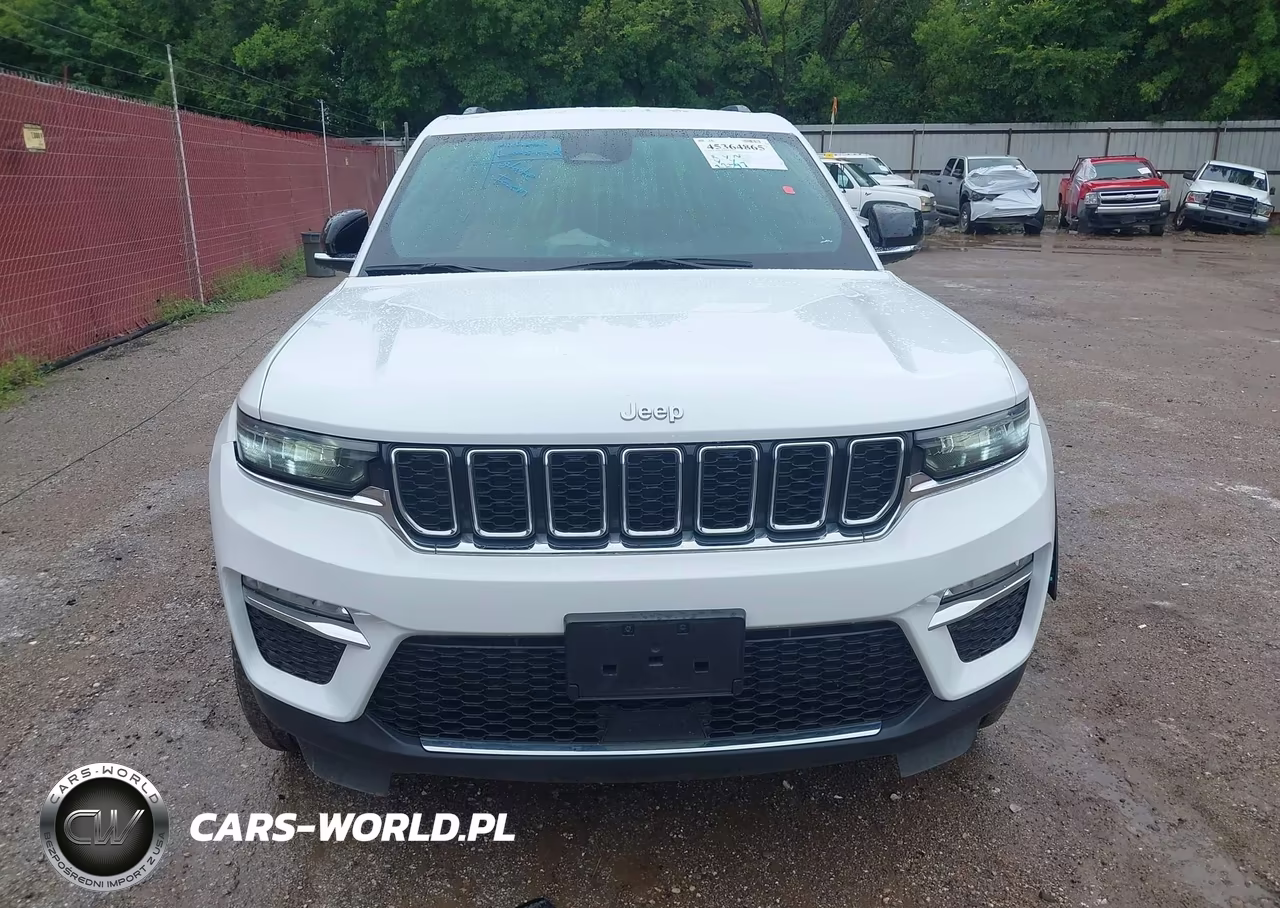 2024 Jeep Grand Cherokee Limited 4X4 VIN:1C4RJHBG9R8558800 - 13