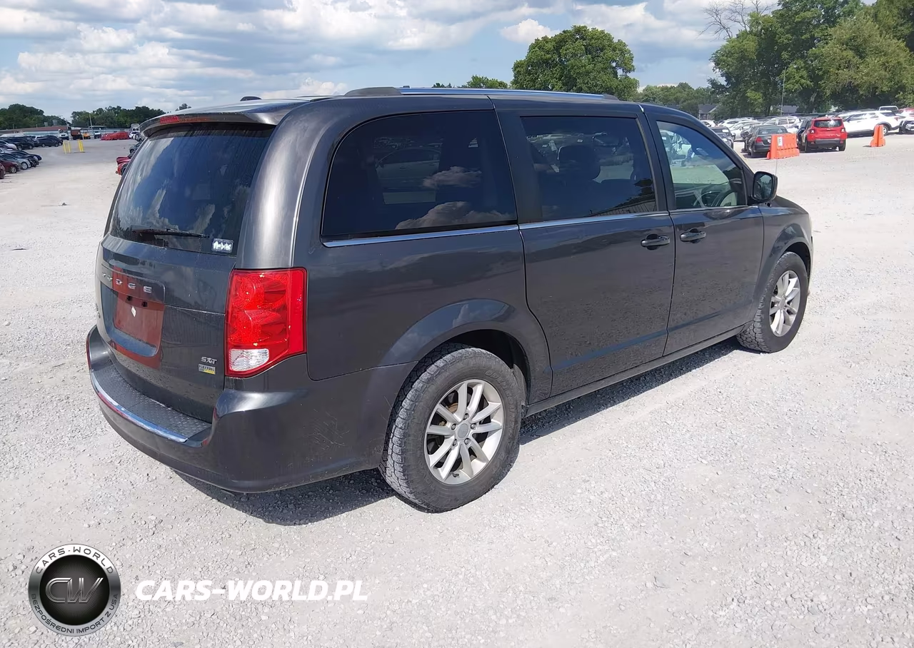 2018 Dodge Grand Caravan Sxt VIN:2C4RDGCG1JR297638 - 4