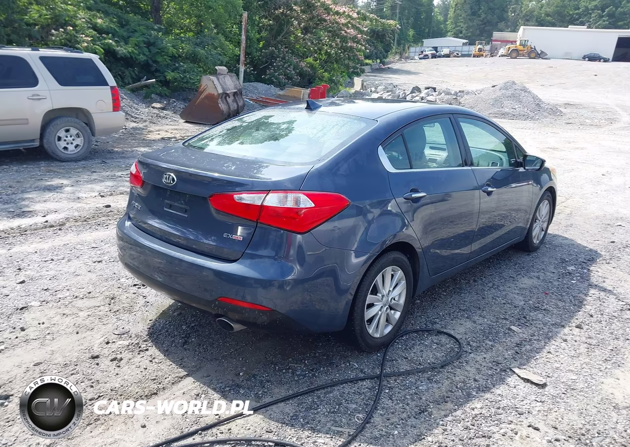 2015 Kia Forte Ex VIN:KNAFX4A81F5358881 - 4