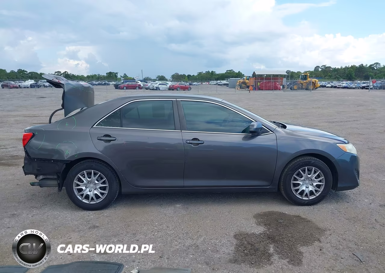 2014 Toyota Camry L VIN:4T1BF1FKXEU869514 - 13