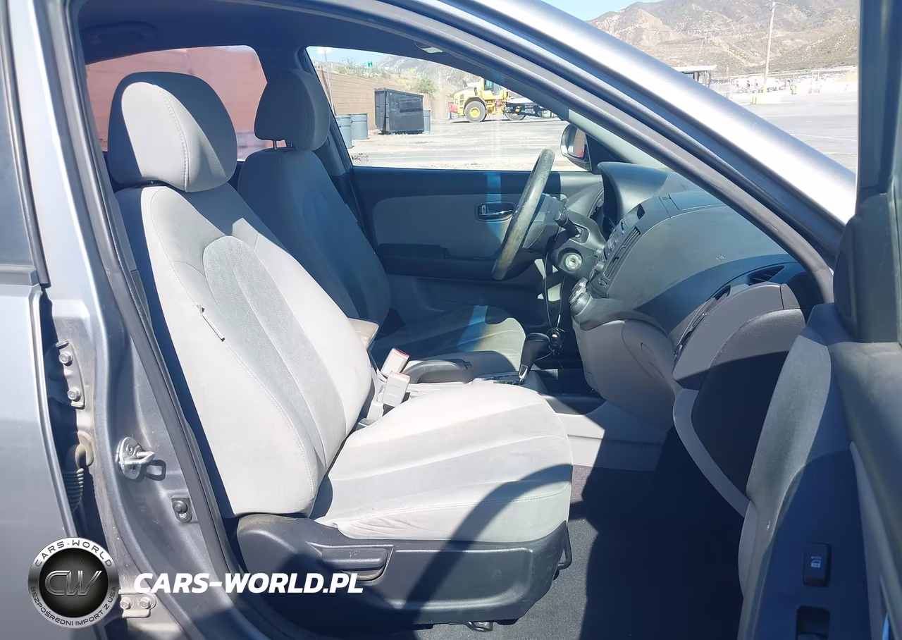 2010 Hyundai Elantra Gls VIN:KMHDU4AD1AU183803 - 5