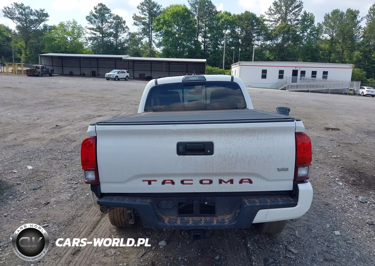 2018 Toyota Tacoma VIN:5TFBZ5DN3JX004294 - 16