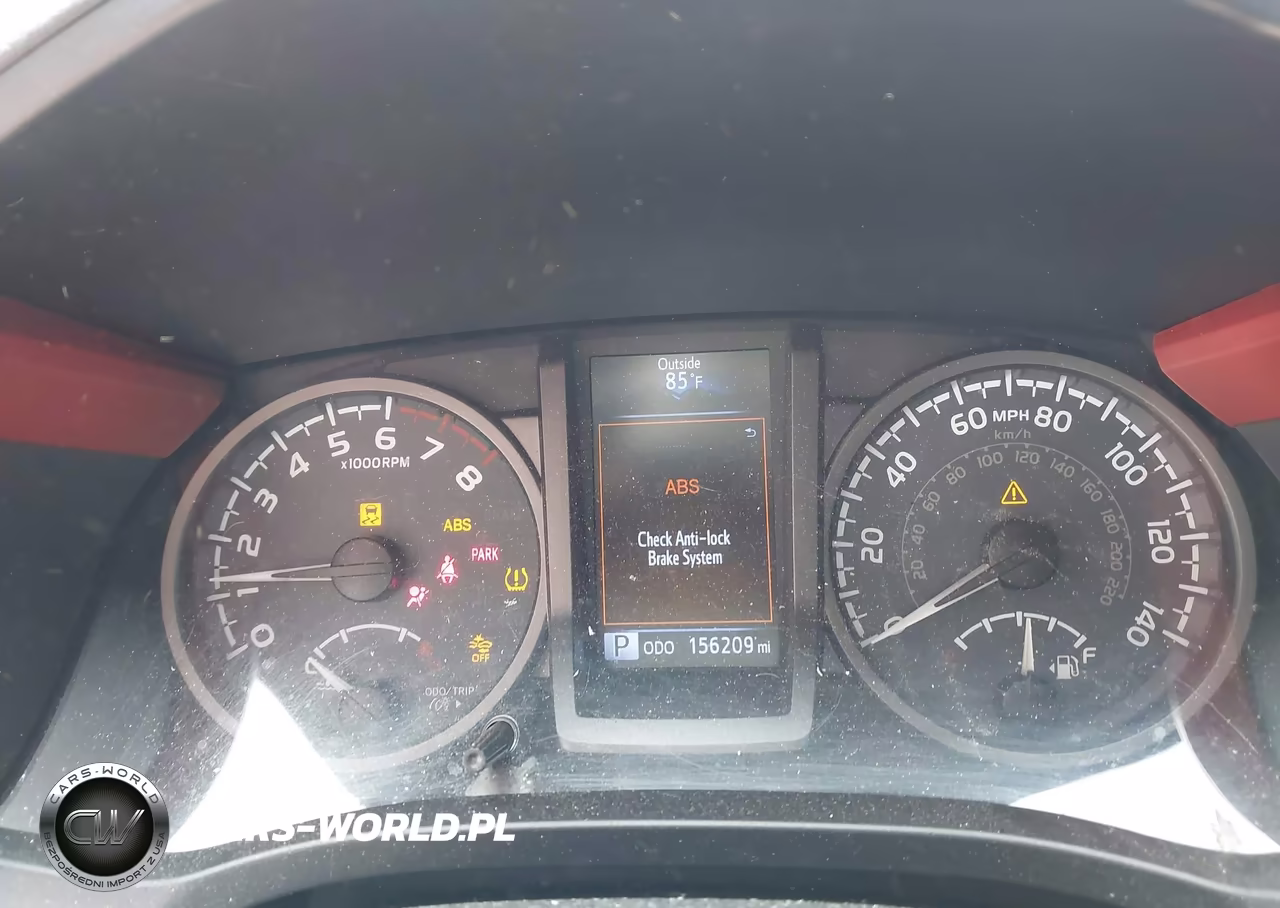 2018 Toyota Tacoma VIN:5TFBZ5DN3JX004294 - 7