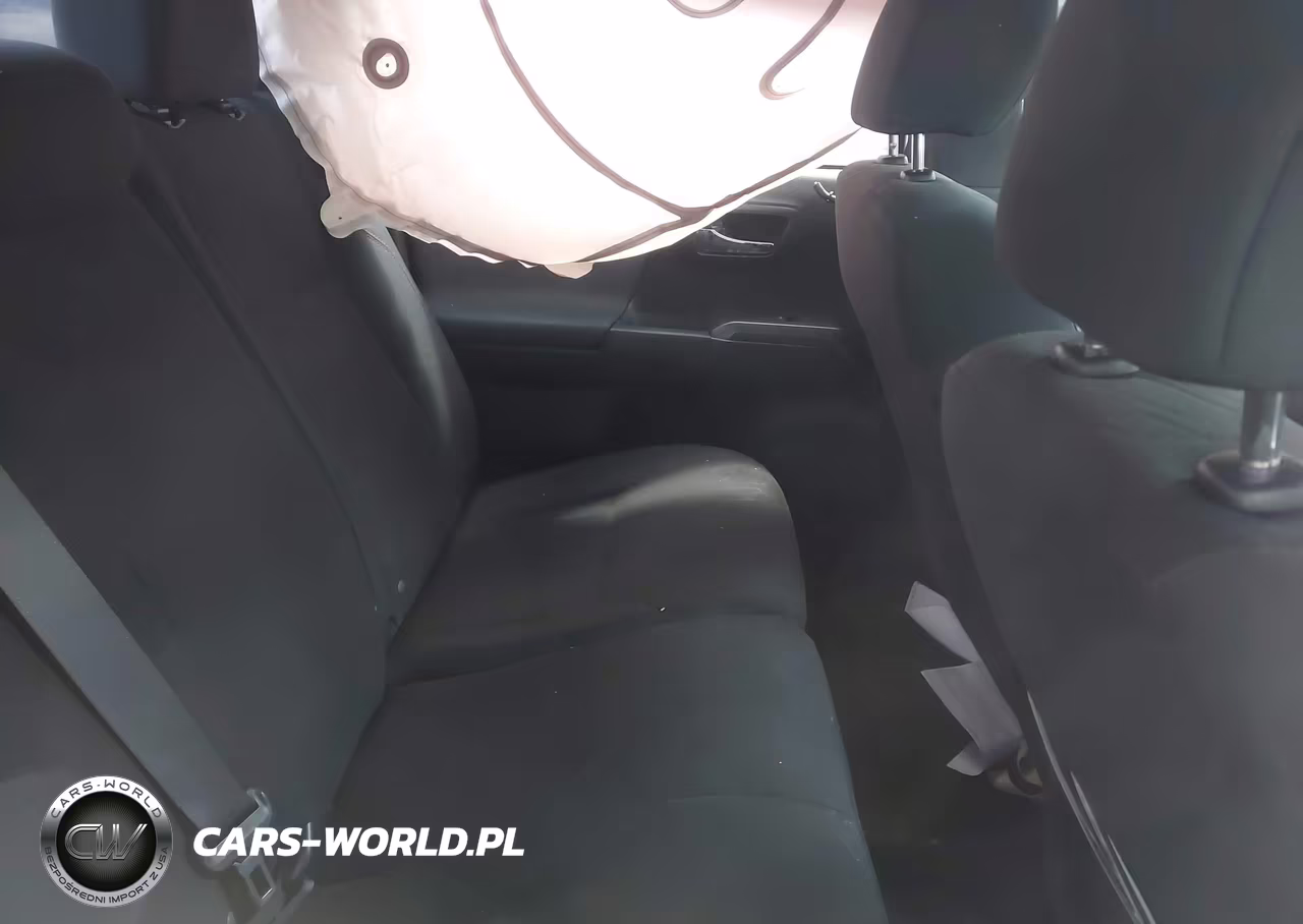 2018 Toyota Tacoma VIN:5TFBZ5DN3JX004294 - 8