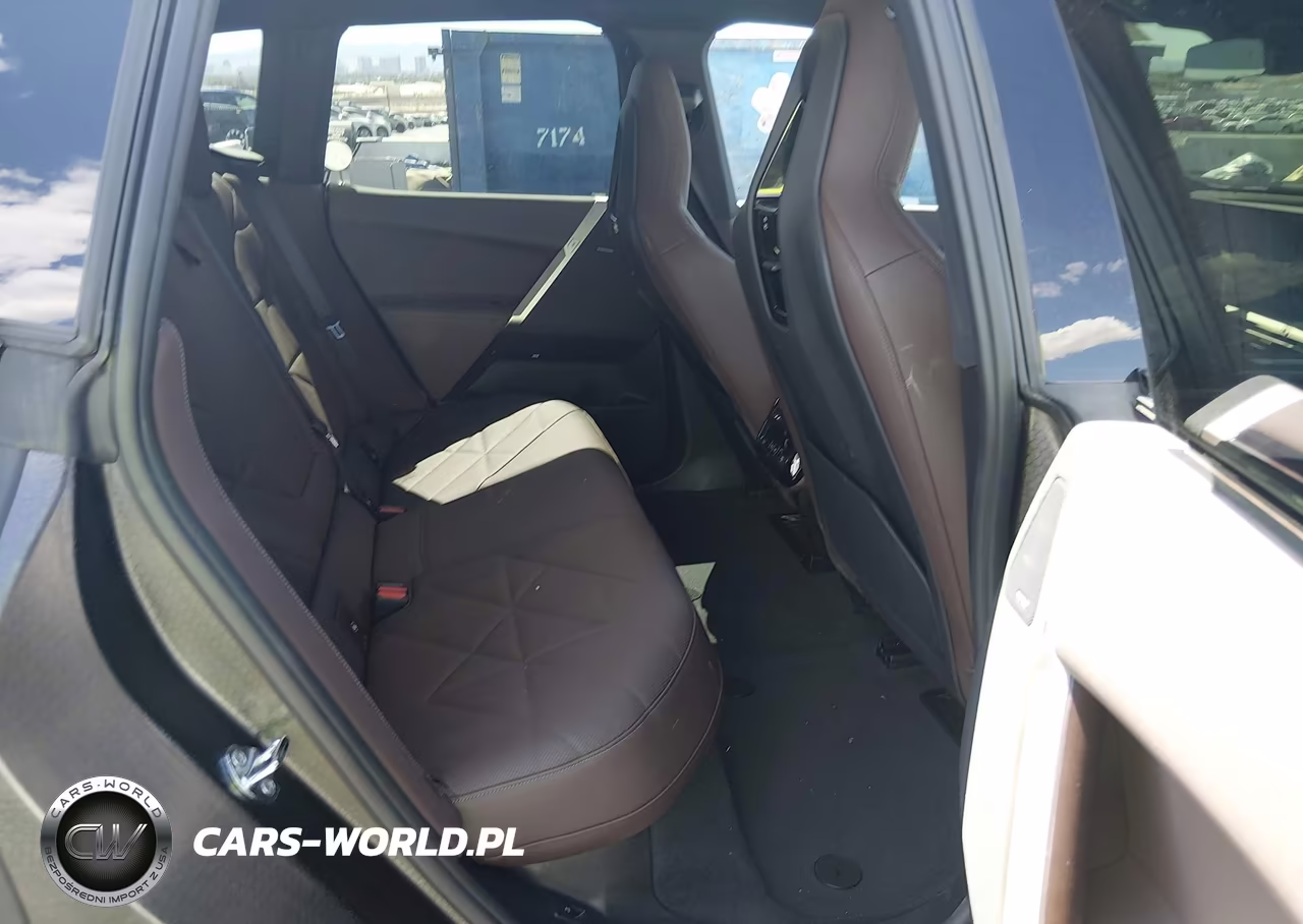 2025 BMW Ix xDrive50 VIN:WB523CF03SCU80752 - 8