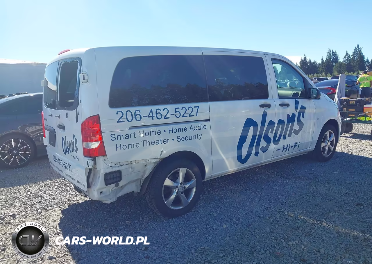 2017 Mercedes-Benz Metris VIN:WD4PG2EE4H3300277 - 4