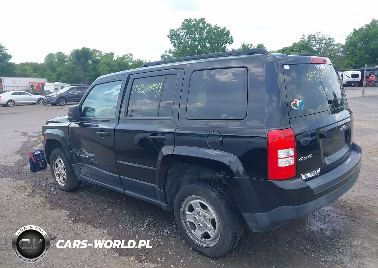 2013 Jeep Patriot Sport VIN:1C4NJRBB3DD271719 - 3