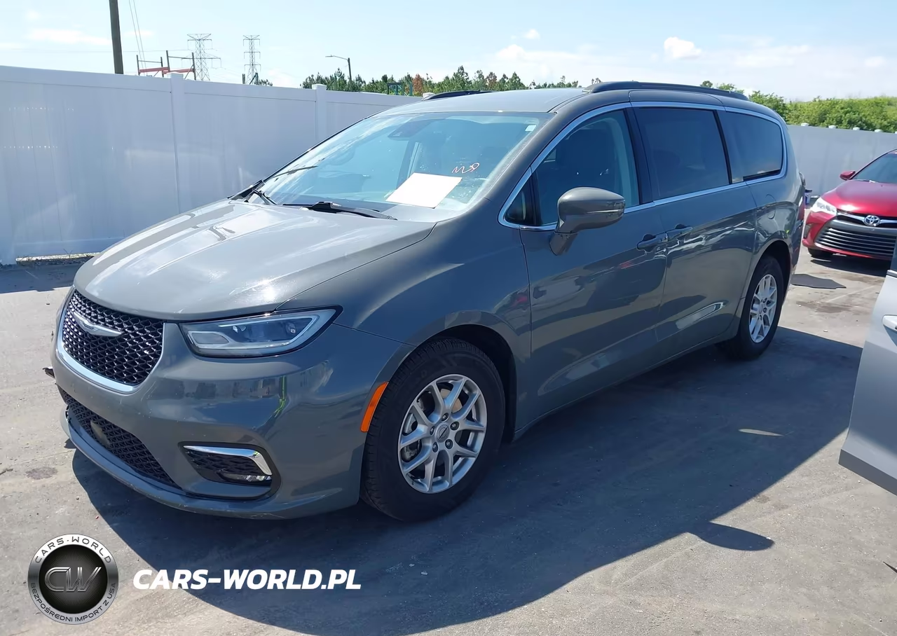 2022 Chrysler Pacifica Touring L VIN:2C4RC1BG5NR140623 - 2