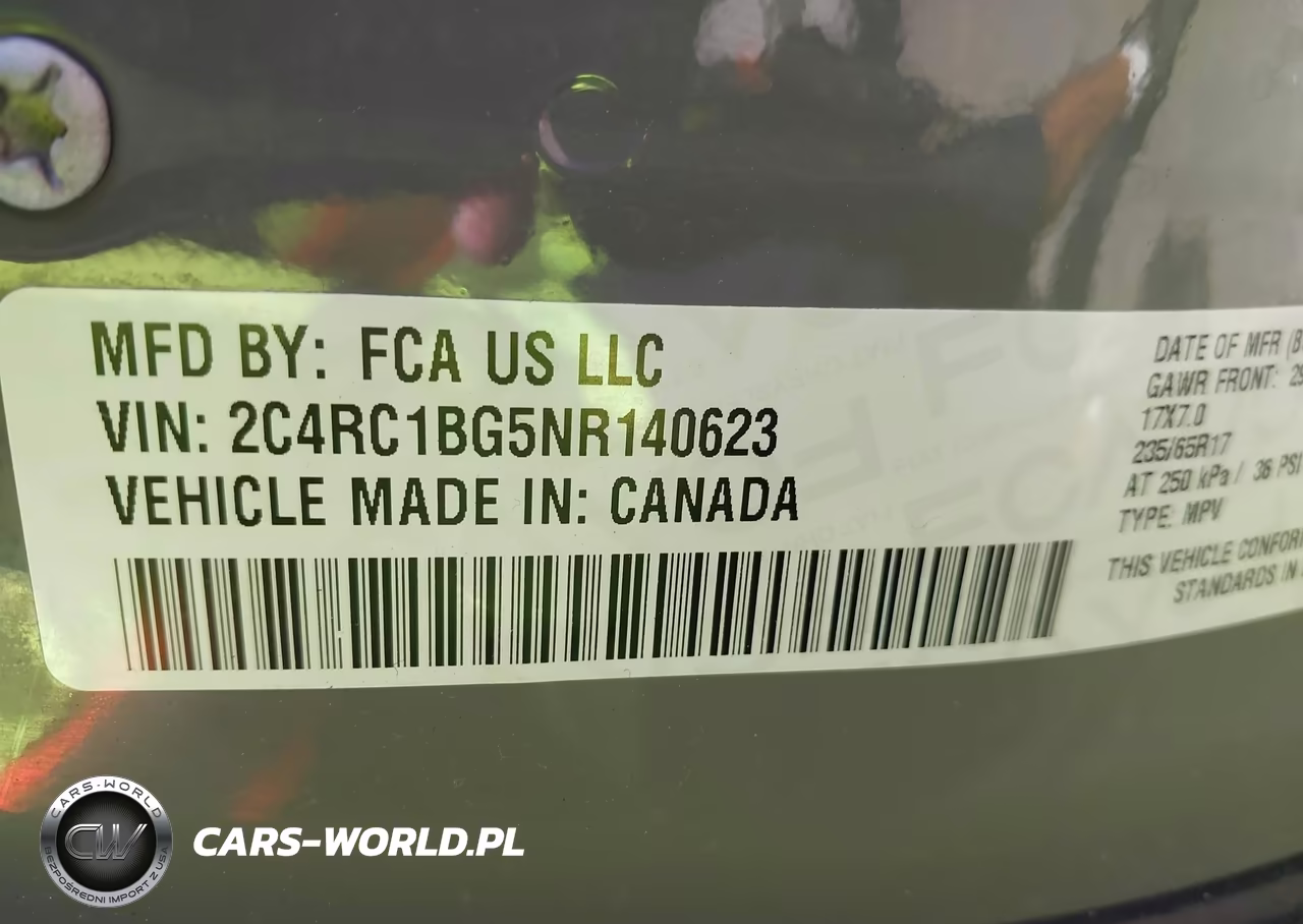 2022 Chrysler Pacifica Touring L VIN:2C4RC1BG5NR140623 - 9