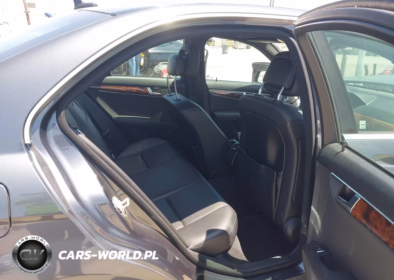 2014 Mercedes-Benz C 250 Sport VIN:WDDGF4HB9EG248116 - 8