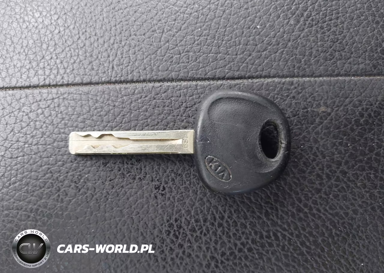 2011 Kia Sorento Lx VIN:5XYKT3A10BG074086 - 11