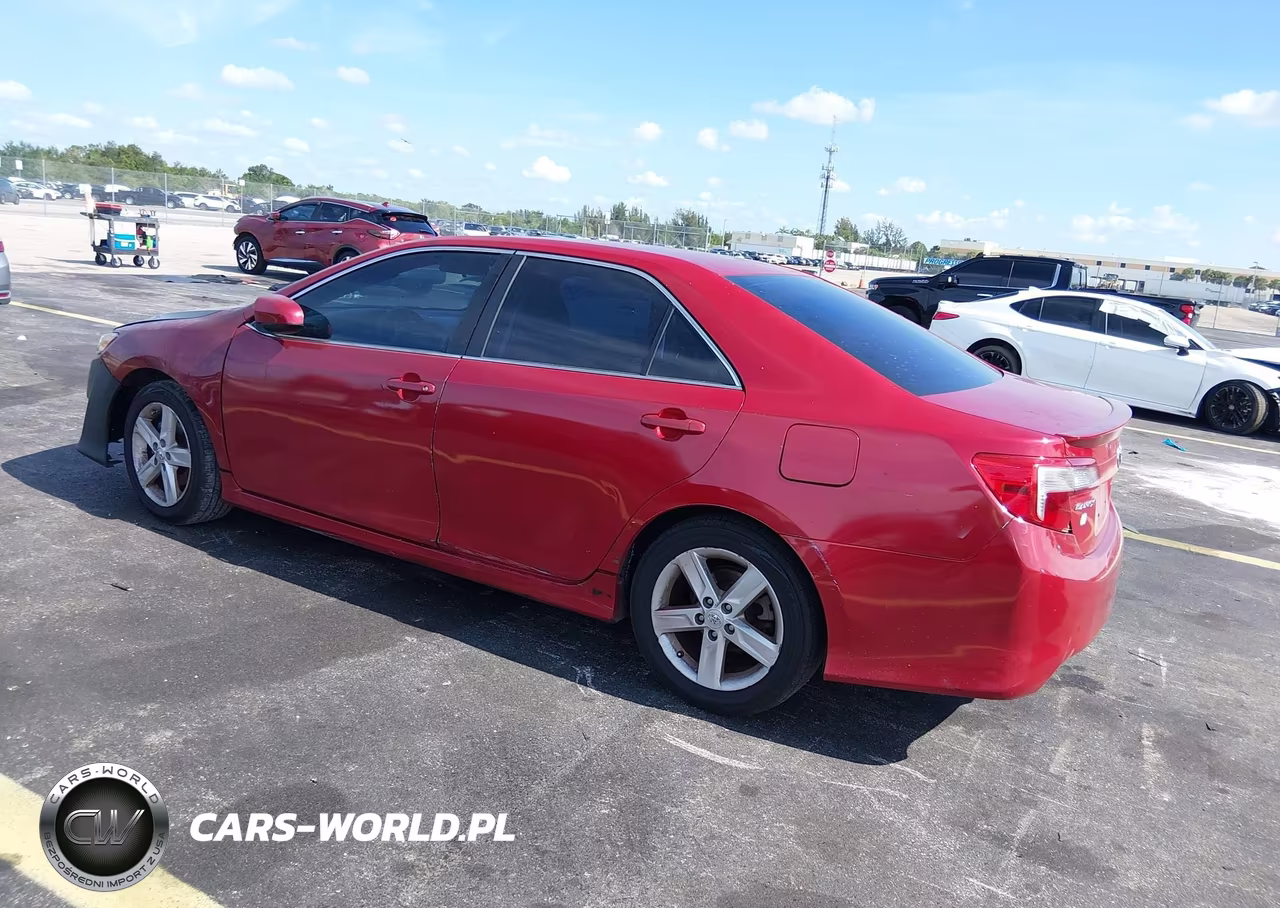 2014 Toyota Camry Se VIN:4T1BF1FK9EU866491 - 3