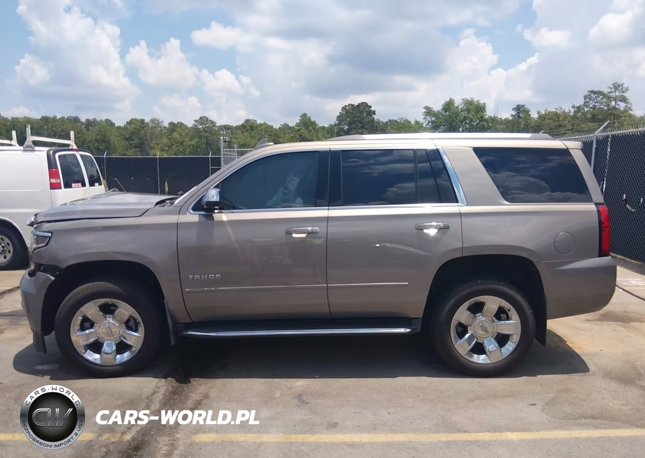 2018 Chevrolet Tahoe Premier VIN:1GNSCCKC1JR397456 - 14