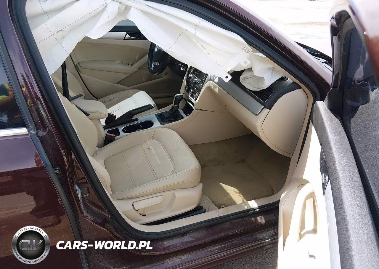 2013 Volkswagen Passat 2.5L Se VIN:1VWBP7A38DC104646 - 5