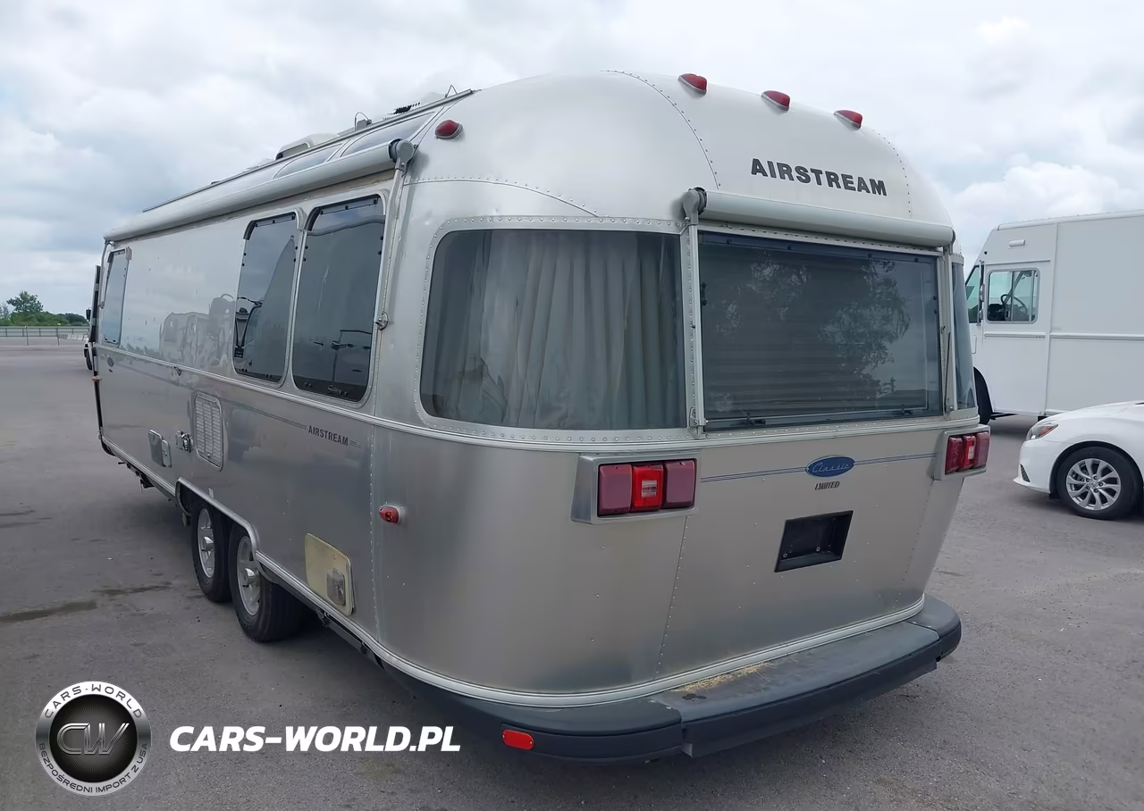 2010 Airst Trvtr VIN:1STTBYL25AJ524809 - 3