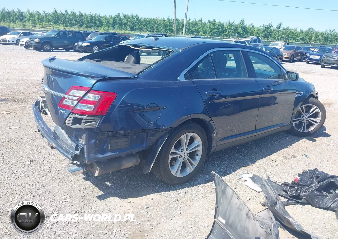 FORD TAURUS SEL VIN:1FAHP2E81GG146195 - 4