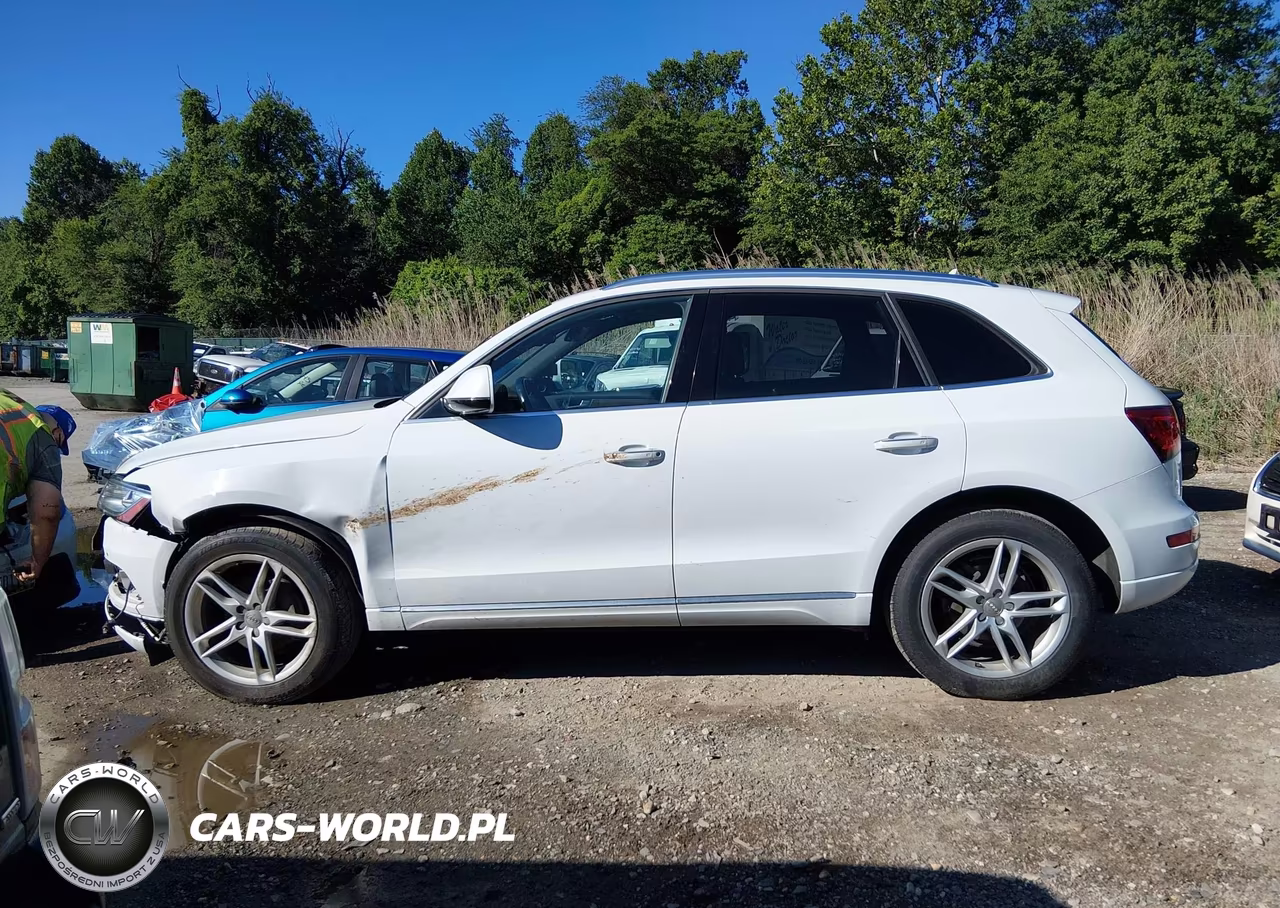 2017 Audi Q5 2.0T Premium VIN:WA1L2AFPXHA039289 - 14