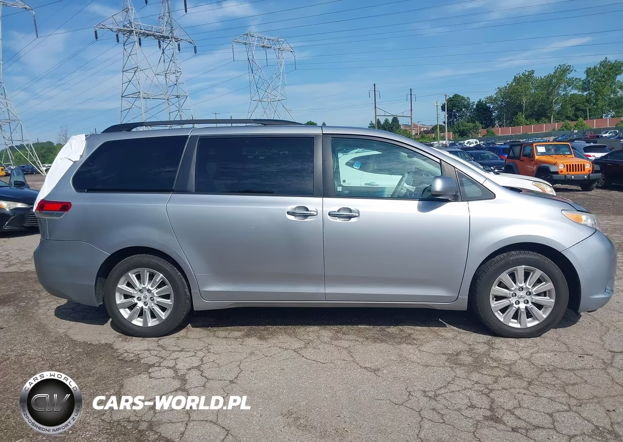 2012 Toyota Sienna Xle 7 Passenger VIN:5TDDK3DC3CS031424 - 14