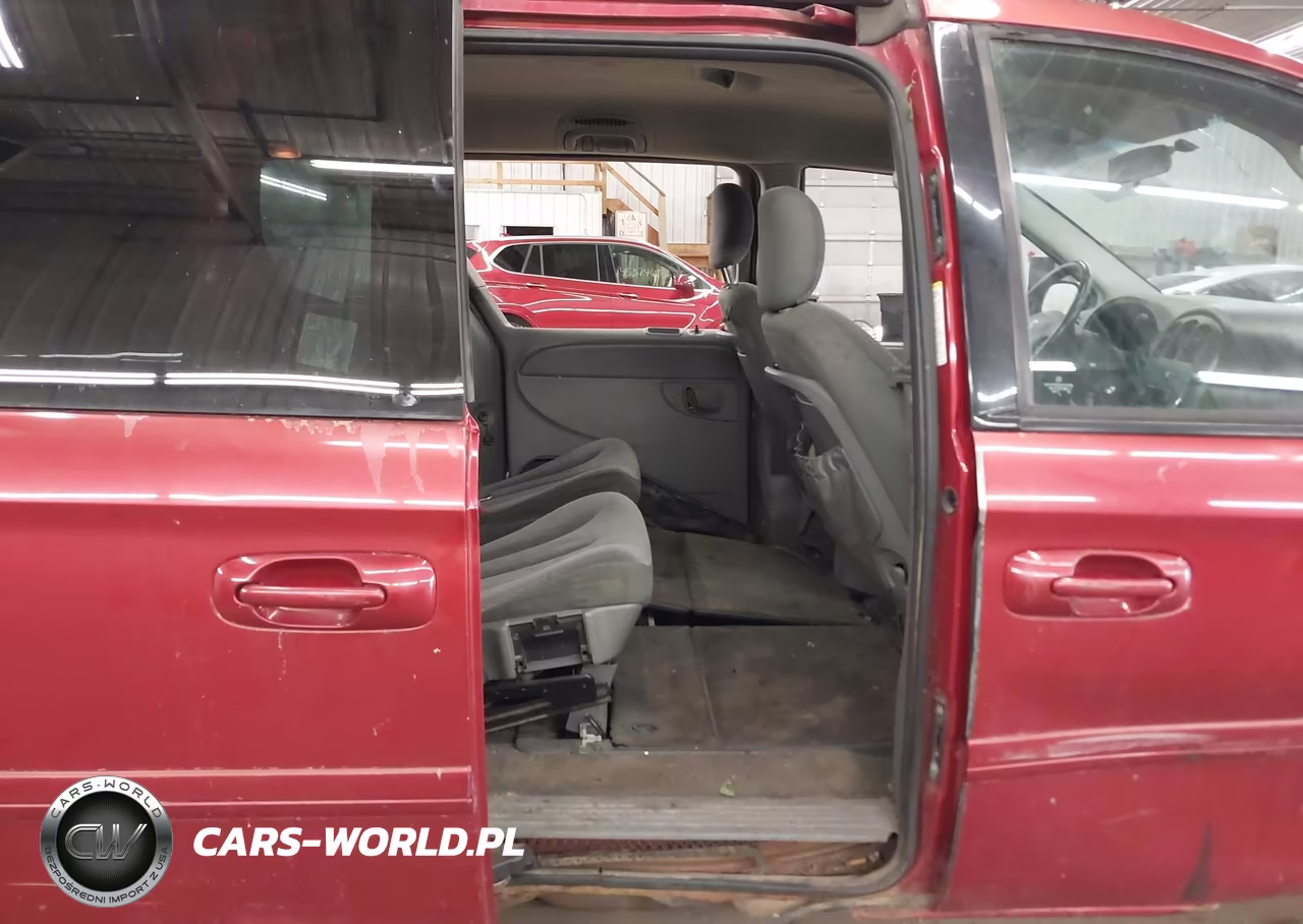 2005 Dodge Grand Caravan Sxt VIN:2D4GP44L55R540210 - 8