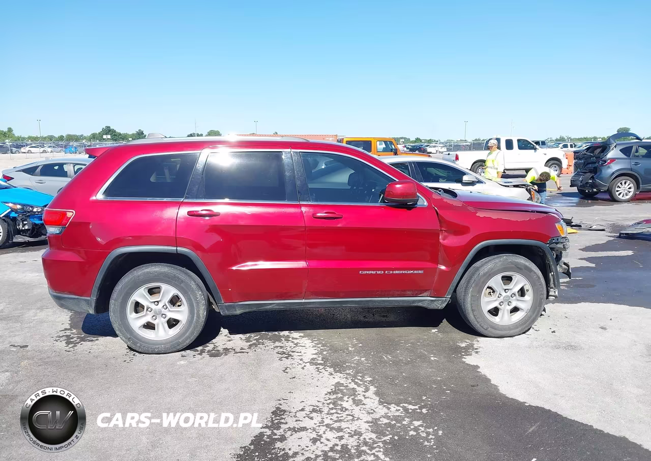 2014 Jeep Grand Cherokee Laredo VIN:1C4RJEAG4EC126736 - 14