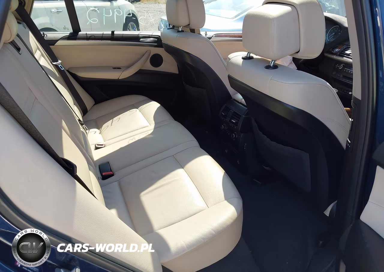 2012 BMW X5 xDrive35I VIN:5UXZV4C55CL754942 - 8