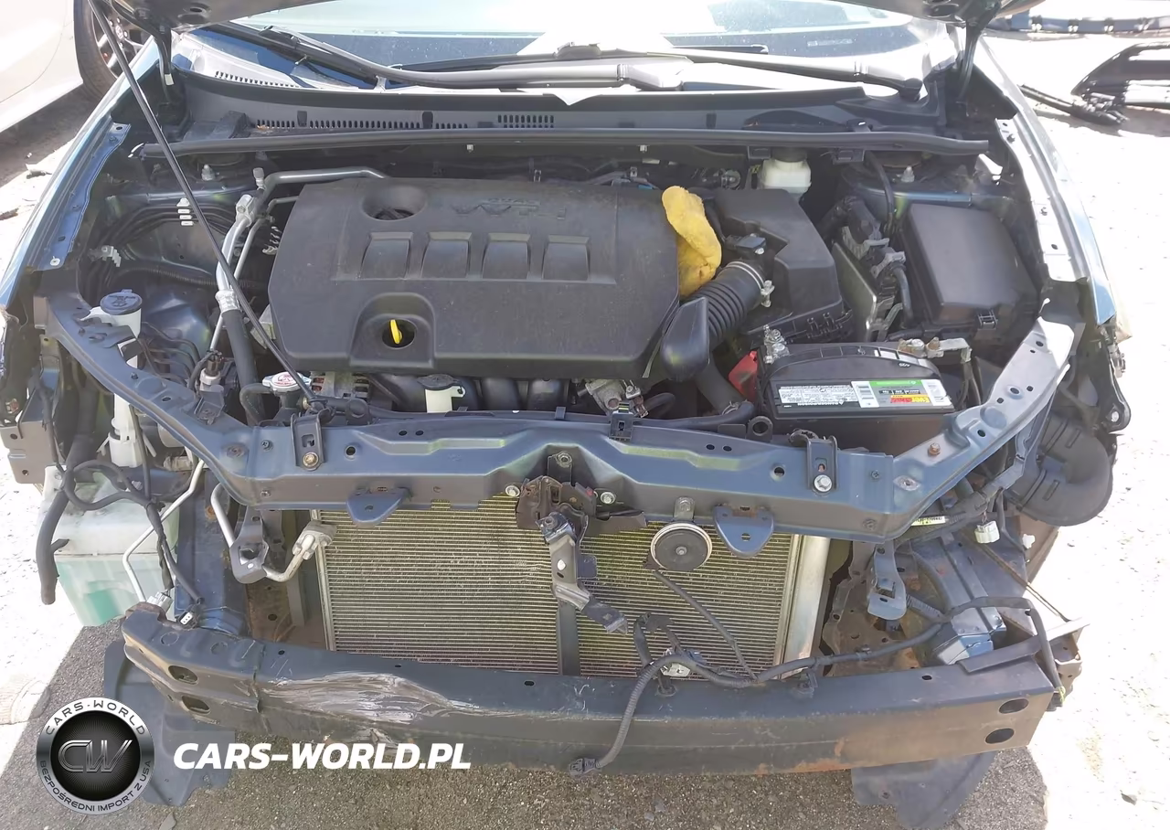 2018 Toyota Corolla Le VIN:2T1BURHE7JC069907 - 10