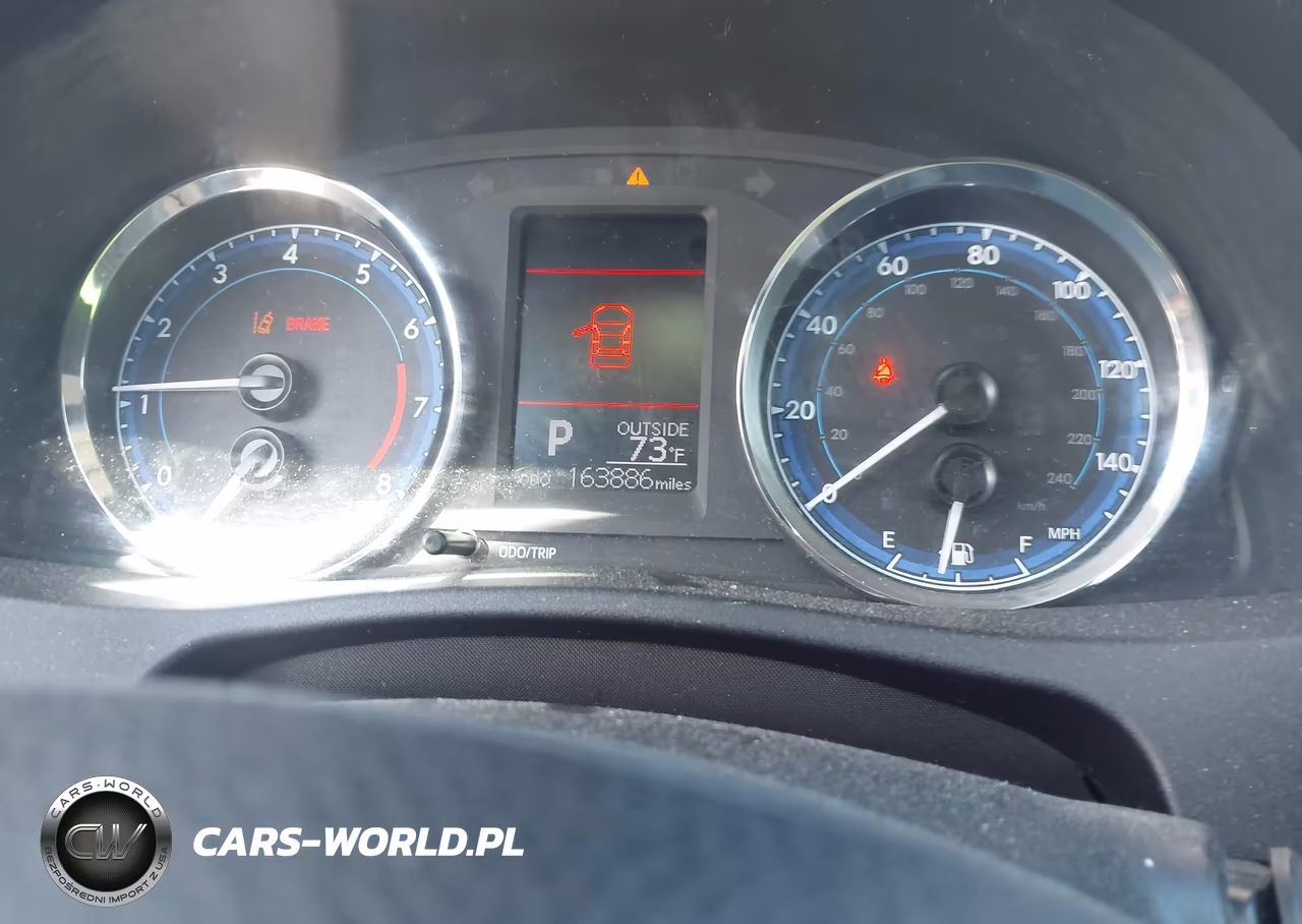 2018 Toyota Corolla Le VIN:2T1BURHE7JC069907 - 7