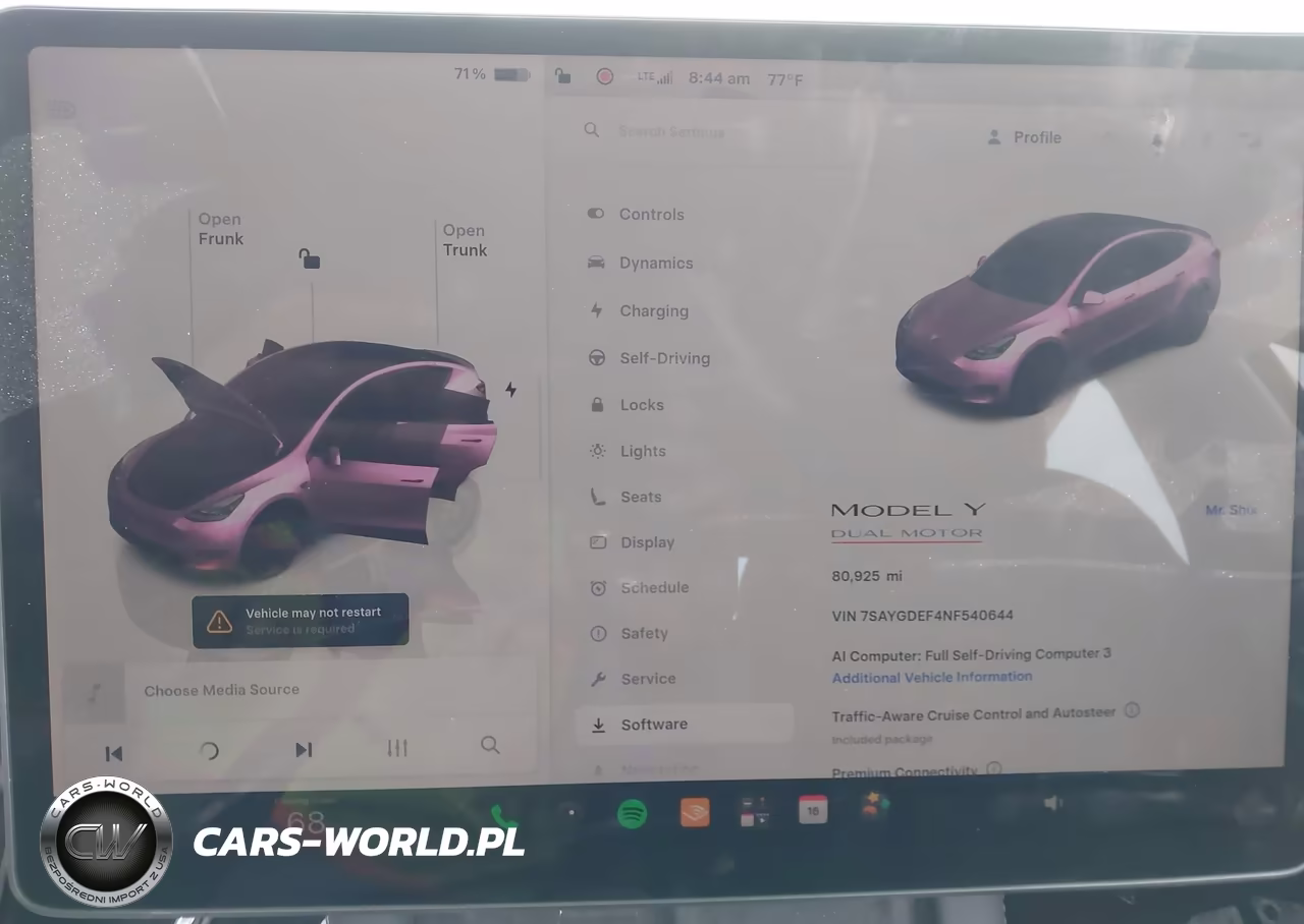 2022 Tesla Model Y Performance Dual Motor All-Wheel Drive VIN:7SAYGDEF4NF540644 - 19