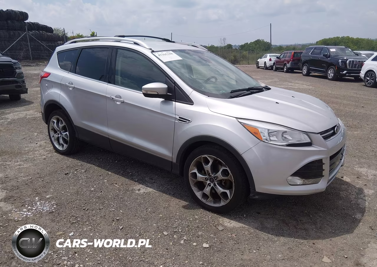 2015 Ford Escape Titanium – zdjęcie 1 z 16