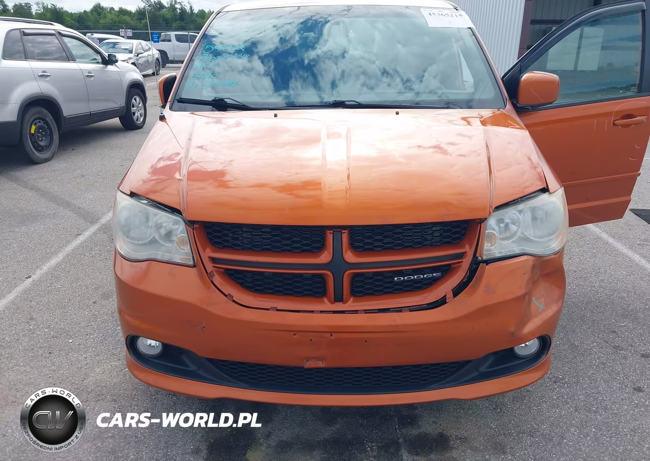 2011 Dodge Grand Caravan R-T VIN:2D4RN7DG3BR710305 - 6