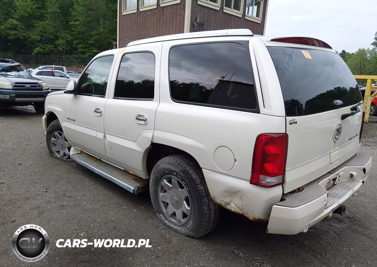 2005 Cadillac Escalade Standard VIN:1GYEK63N95R246360 - 3