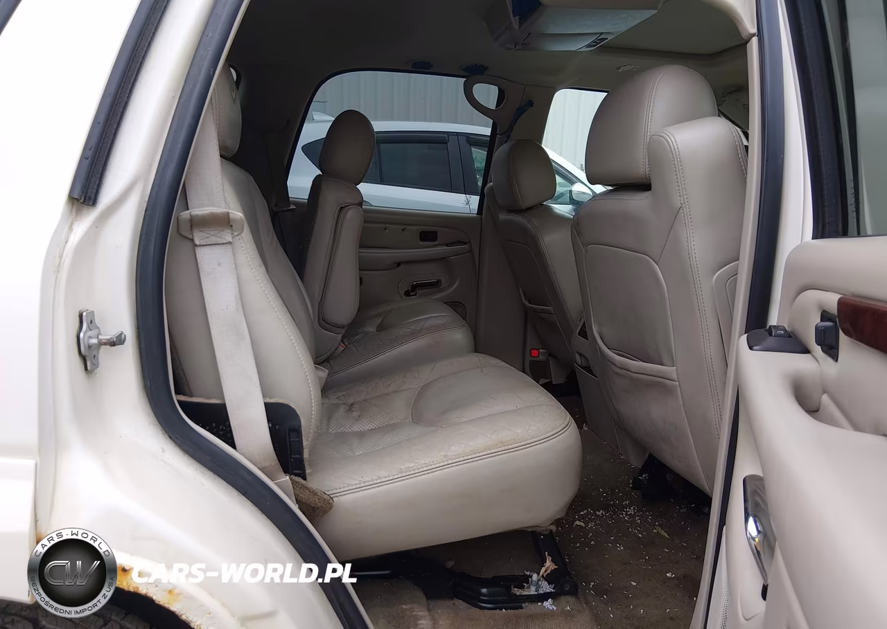 2005 Cadillac Escalade Standard VIN:1GYEK63N95R246360 - 8
