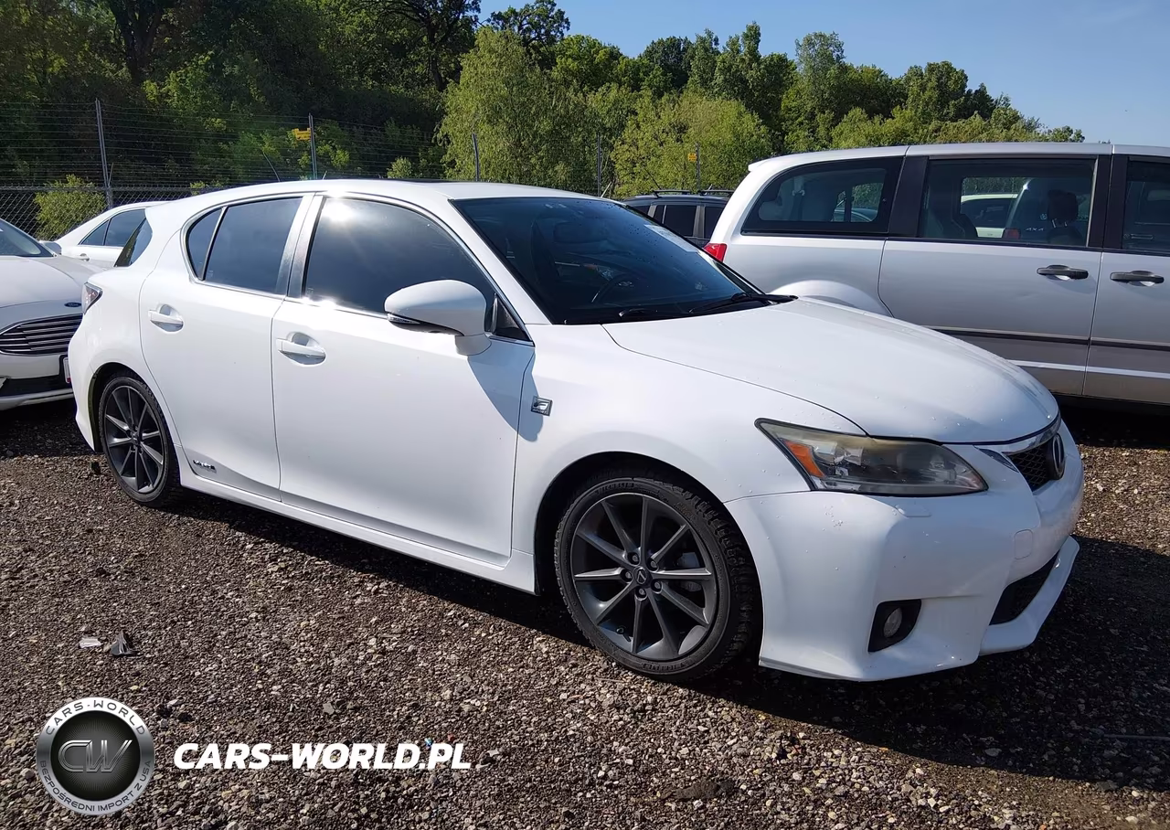 2013 Lexus Ct 200H – zdjęcie 1 z 16