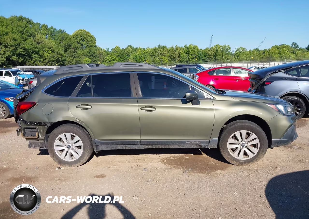 2019 Subaru Outback 2.5I Premium VIN:4S4BSAFC4K3354000 - 13