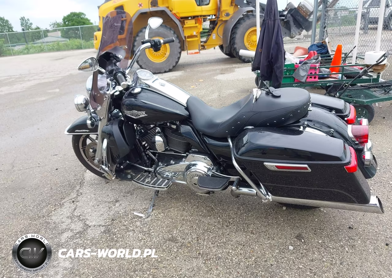 2017 Harley-Davidson Flhr Road King VIN:1HD1FBC18HB673653 - 13