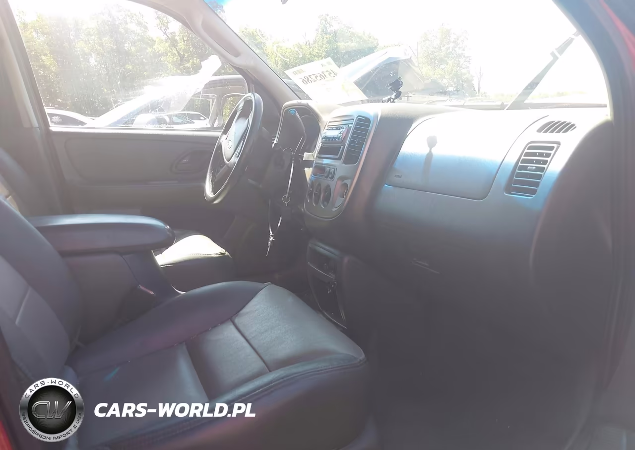 2003 Ford Escape Xlt VIN:1FMCU03183KE15187 - 5