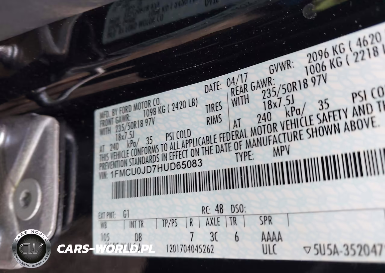 2017 Ford Escape Titanium VIN:1FMCU0JD7HUD65083 - 9