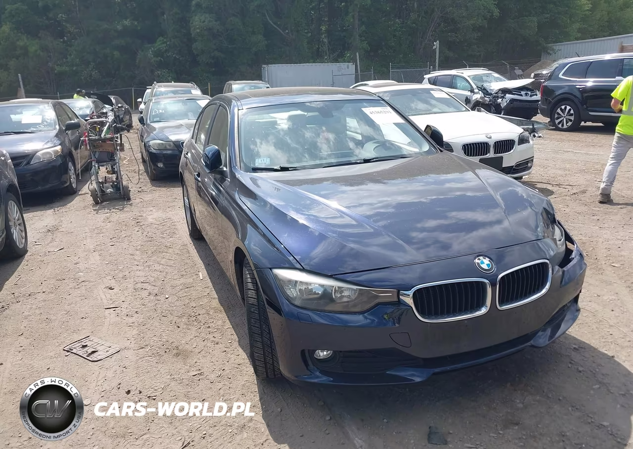 2013 BMW 328I xDrive – zdjęcie 1 z 11