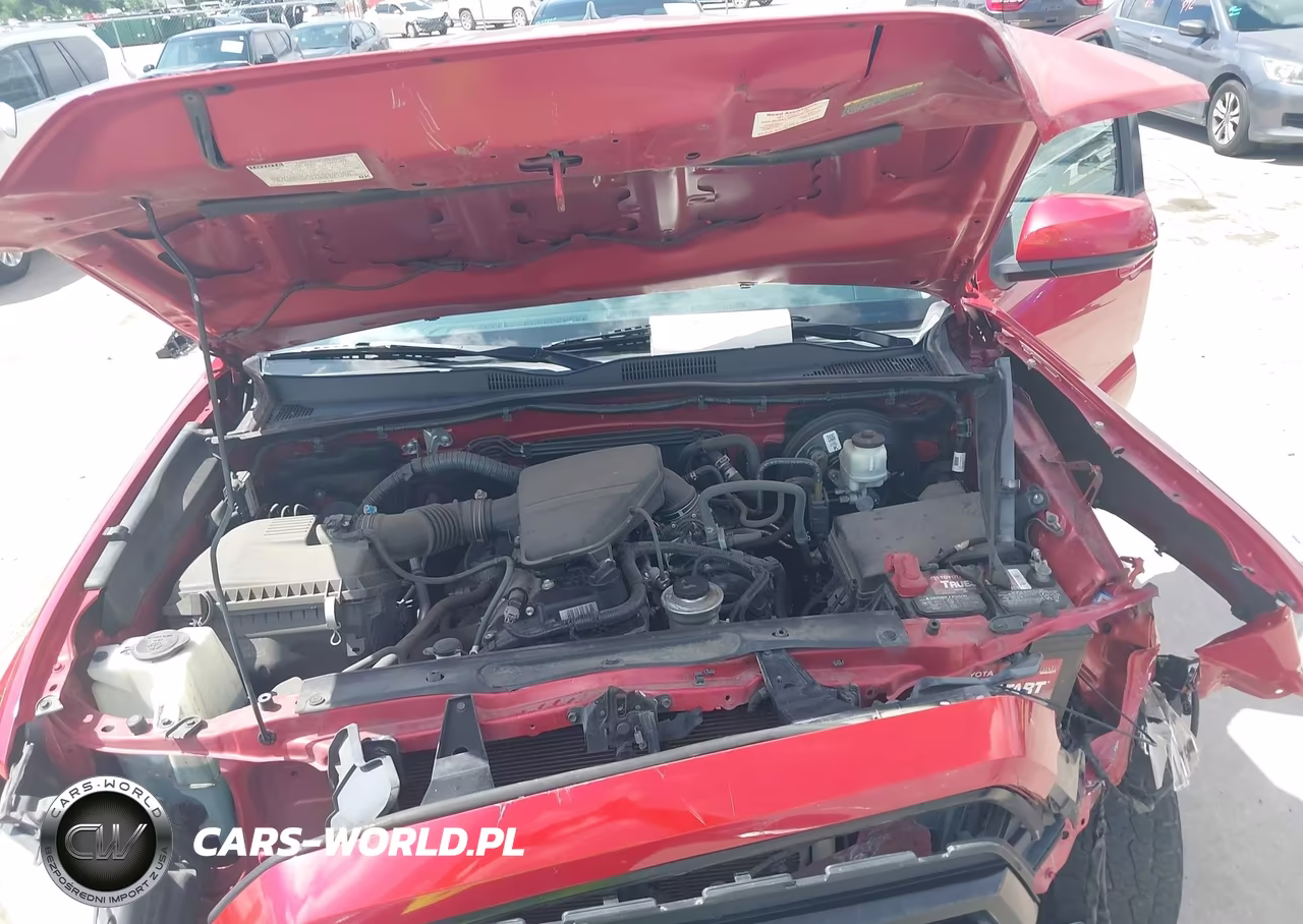 2020 Toyota Tacoma Sr VIN:5TFAX5GN6LX185763 - 10