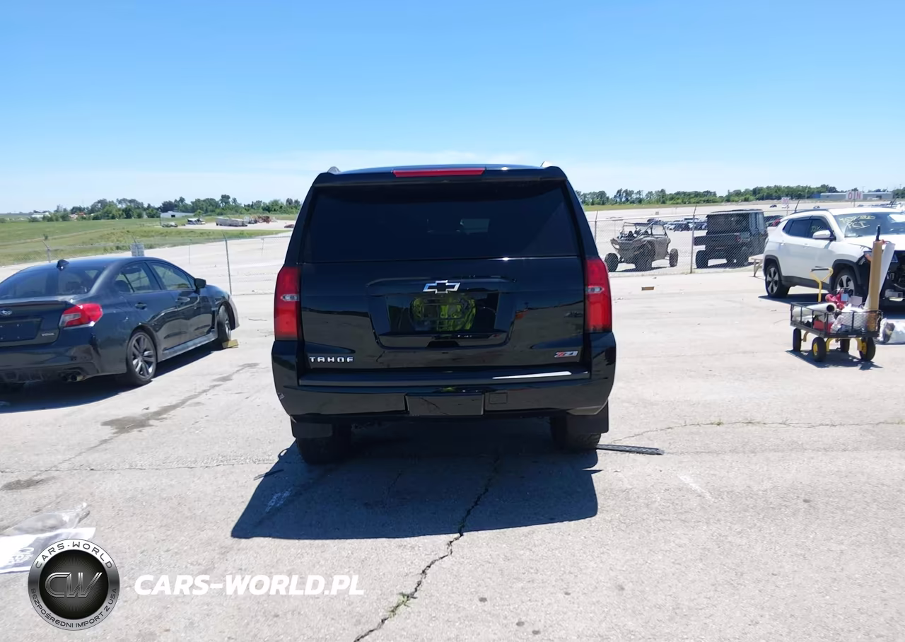 2019 Chevrolet Tahoe Lt VIN:1GNSKBKCXKR131979 - 16