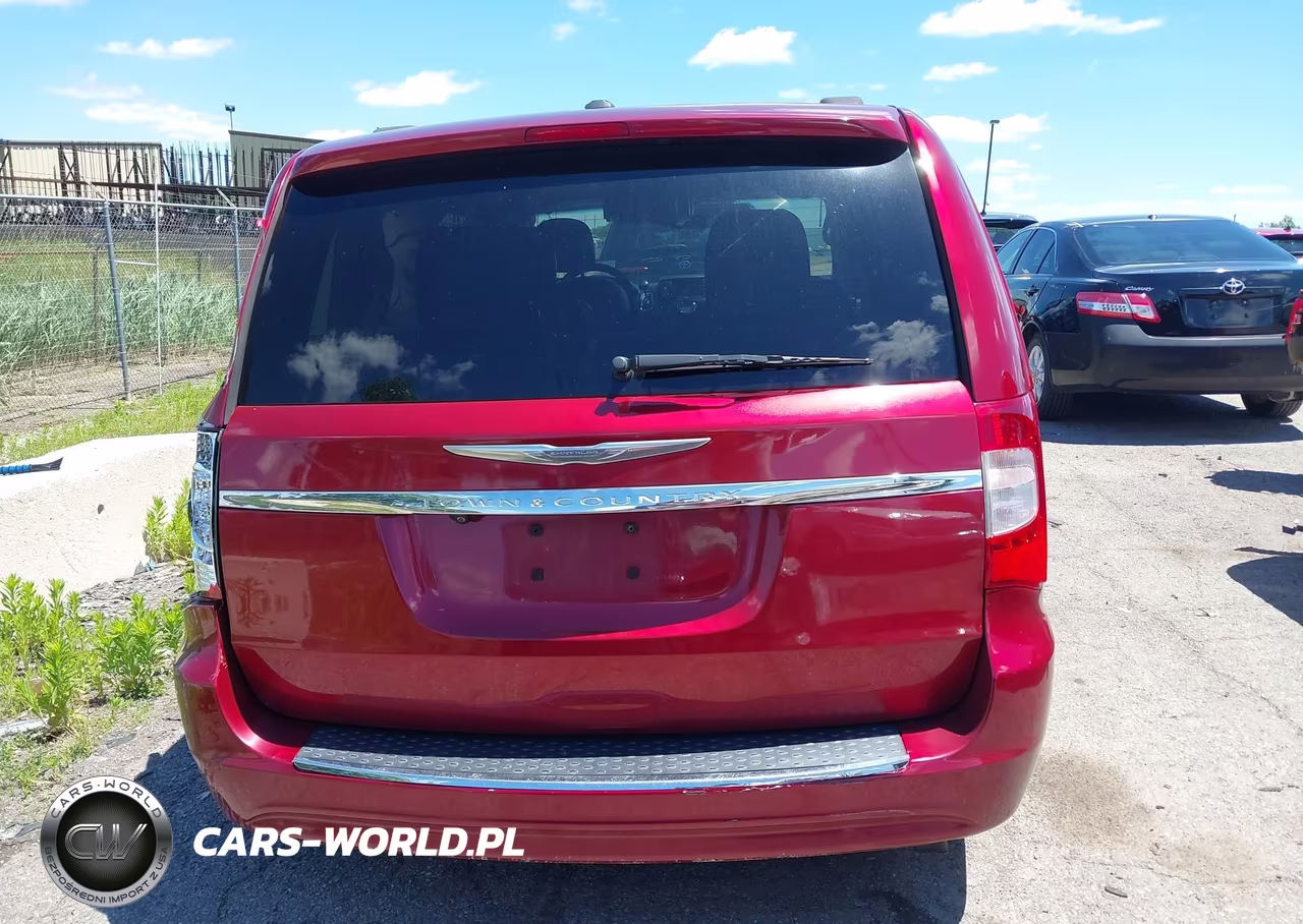 2013 Chrysler Town & Country Touring VIN:2C4RC1BG5DR646435 - 16