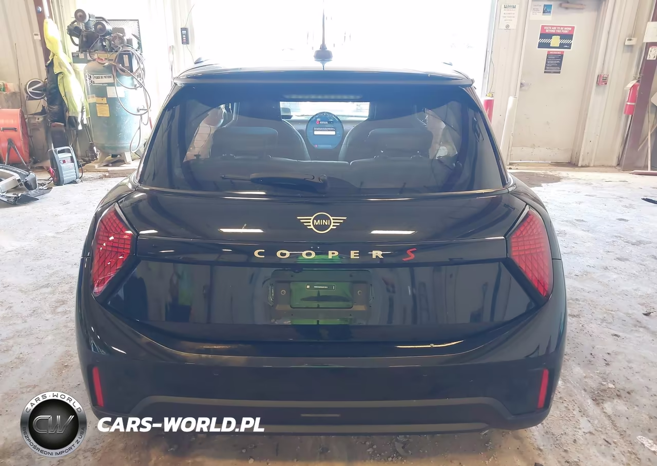 2025 Mini Hardtop Cooper S VIN:WMW23GD0XS2W16019 - 16