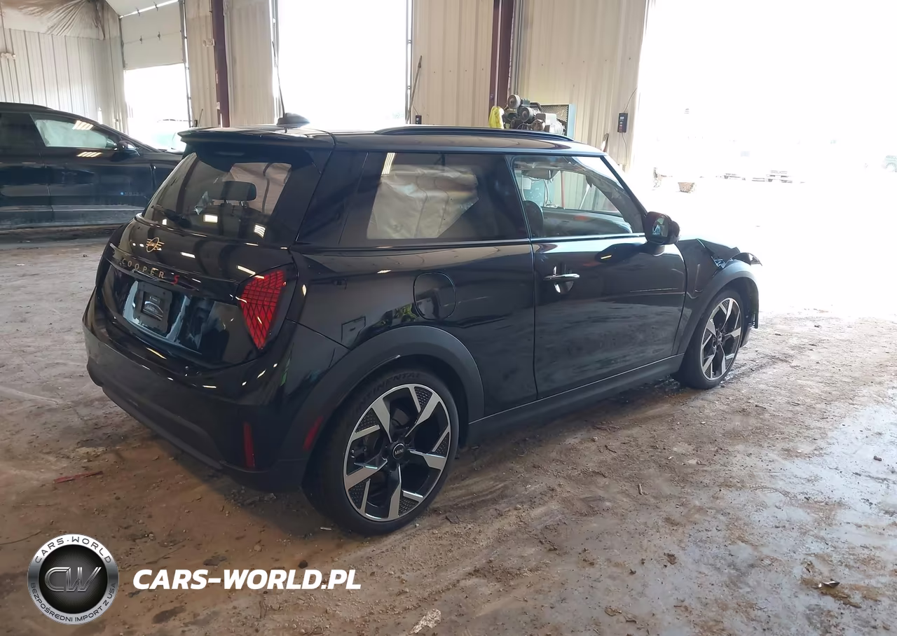 2025 Mini Hardtop Cooper S VIN:WMW23GD0XS2W16019 - 4