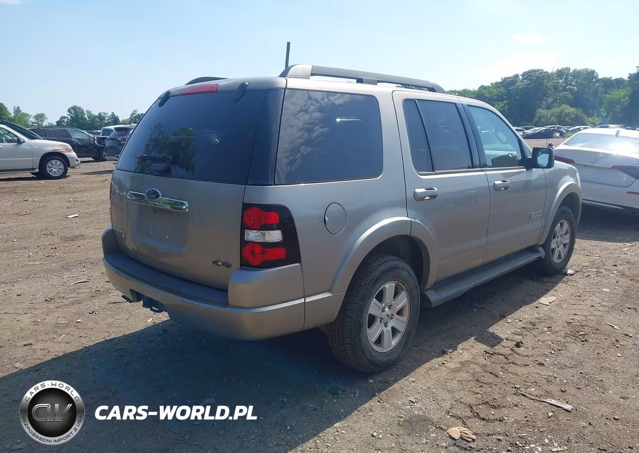2008 Ford Explorer Xlt VIN:1FMEU73E78UA87678 - 4