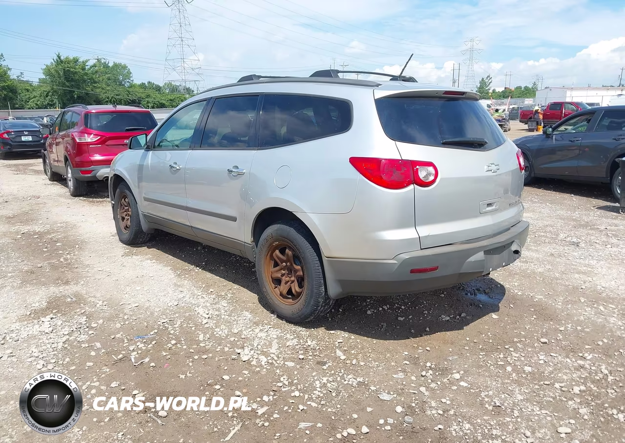 2012 Chevrolet Traverse Ls VIN:1GNKRFED6CJ414158 - 3