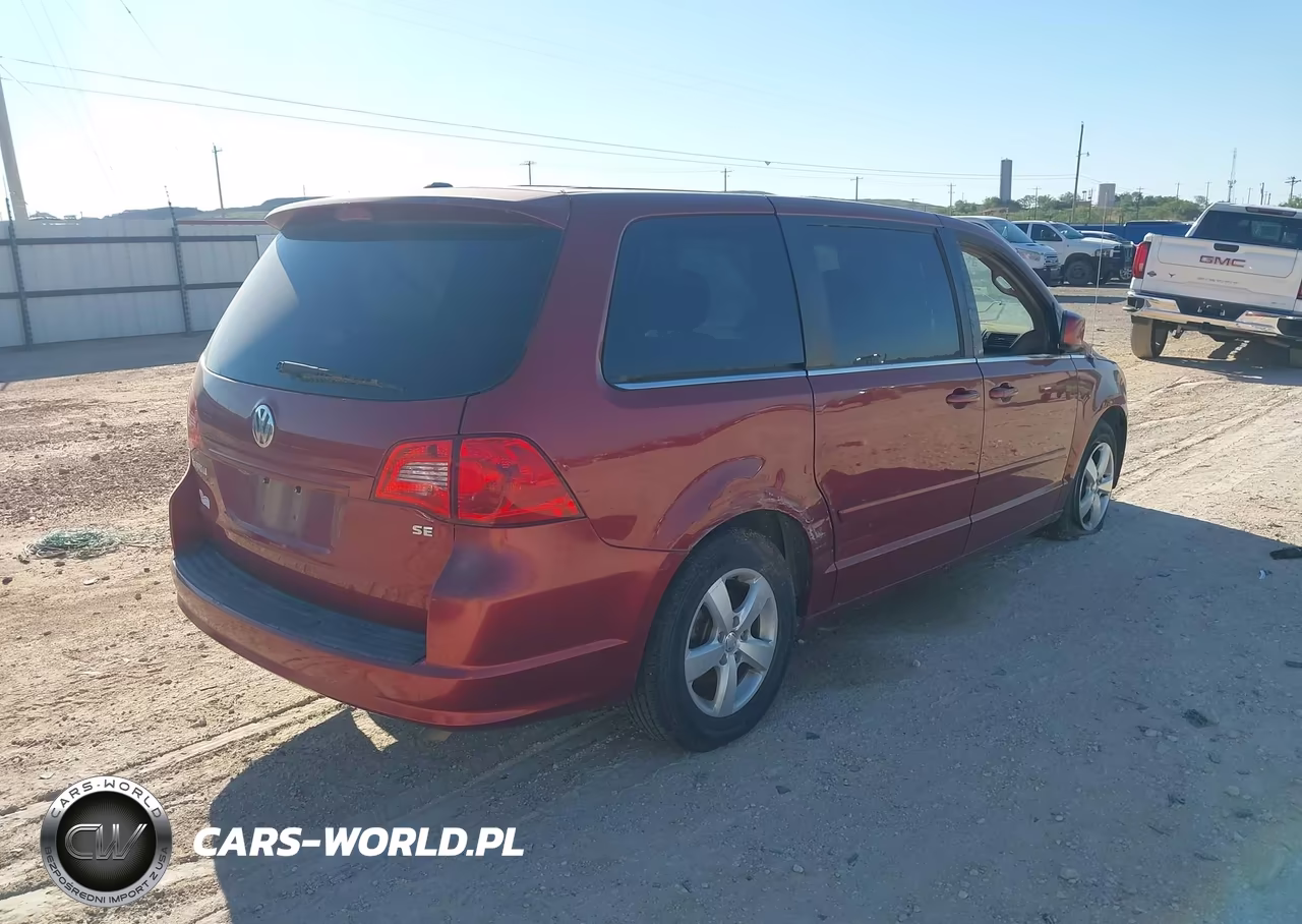 2011 Volkswagen Routan Se VIN:2V4RW3DG6BR691435 - 4