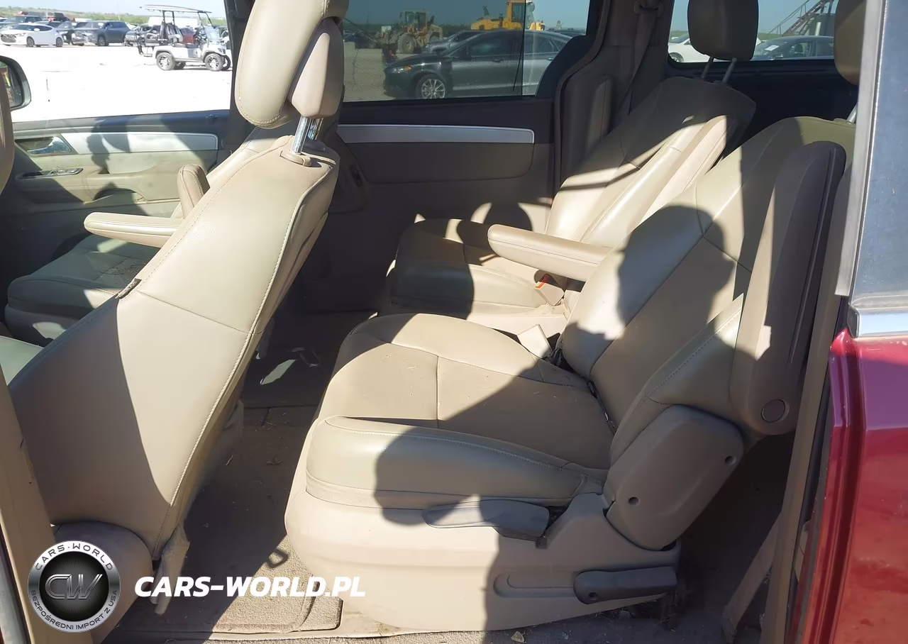 2011 Volkswagen Routan Se VIN:2V4RW3DG6BR691435 - 8